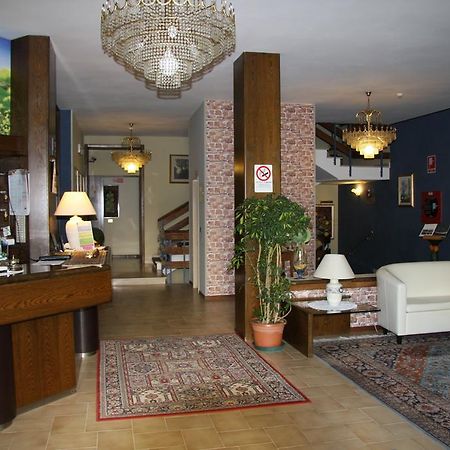 Hotel Firenze Chianciano Terme Buitenkant foto