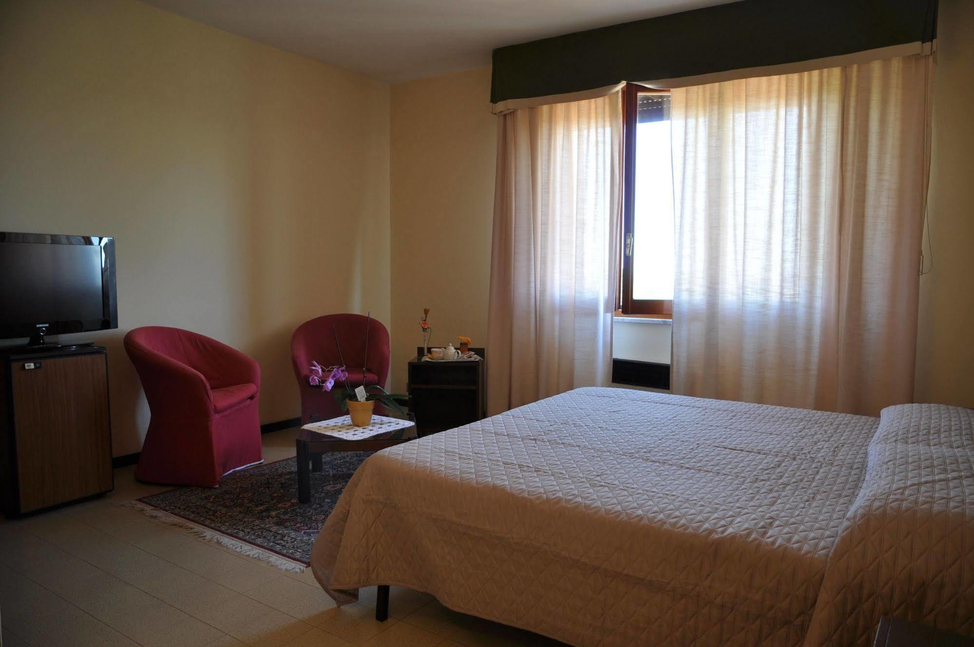 Hotel Firenze Chianciano Terme Buitenkant foto