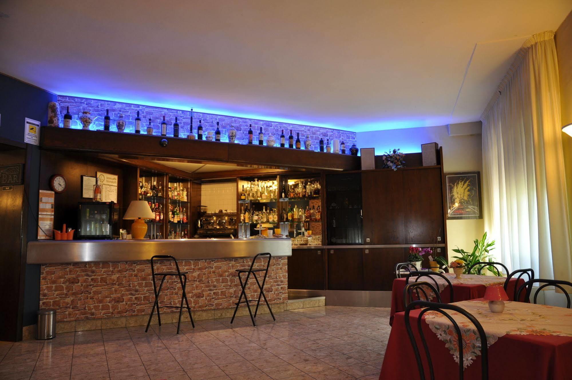 Hotel Firenze Chianciano Terme Buitenkant foto